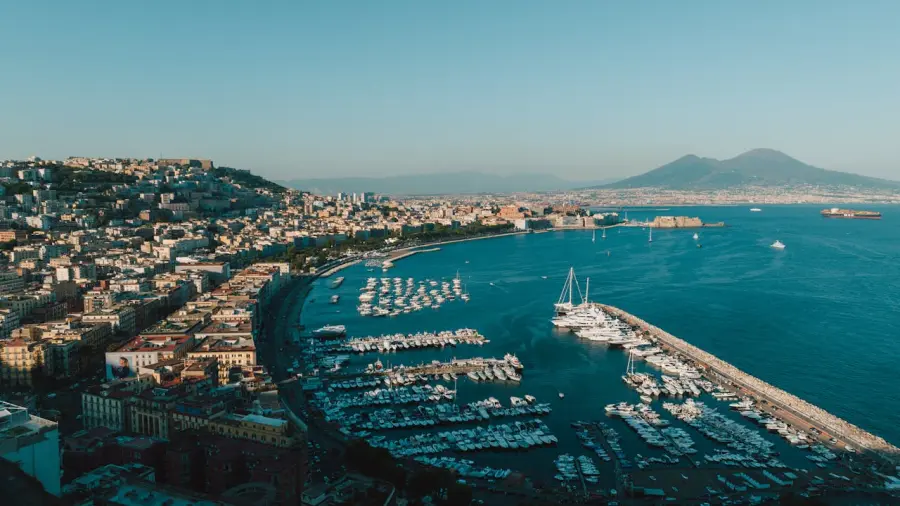 Napoli in 3 Giorni: Itinerario tra Storia e Mare