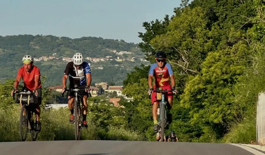 Vesuvio Gravel, 360 chilometri in bici nella Campania Felix