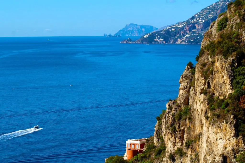 Turismo, la Campania investe sulla Via Appia: parte il progetto di valorizzazione