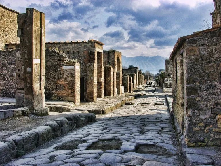 Pompei e l’inconscio archeologico: dal mito alla psiche